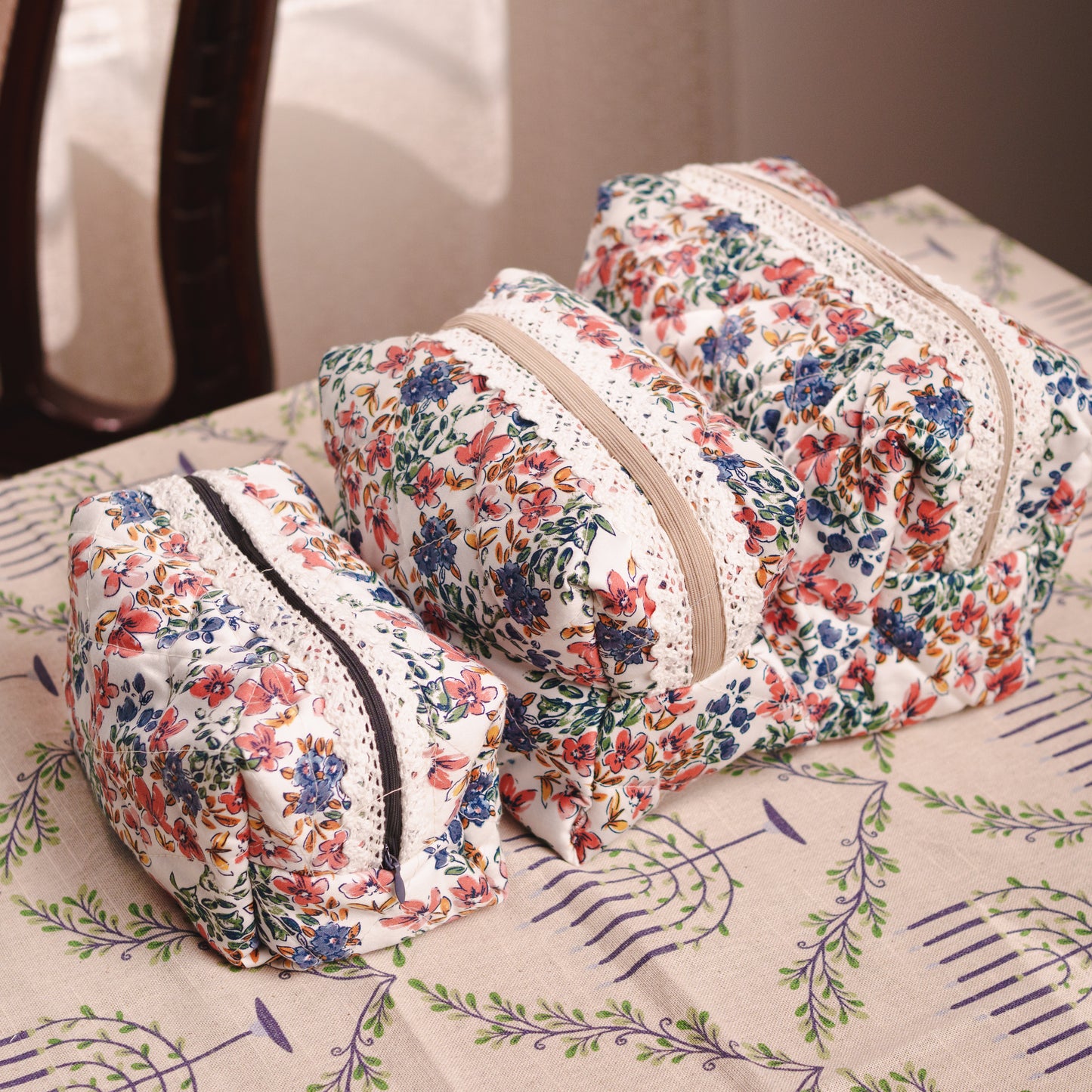 ORGANIZER POUCHES