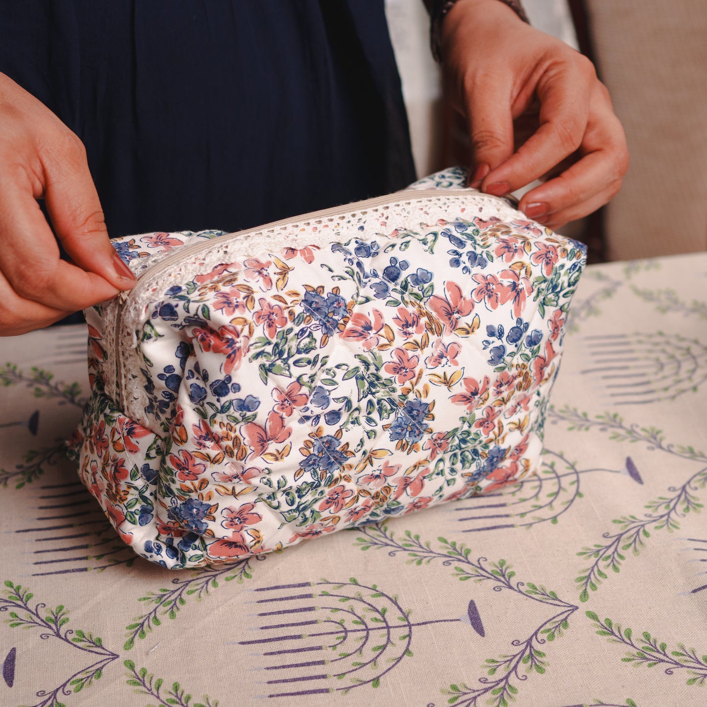 ORGANIZER POUCHES
