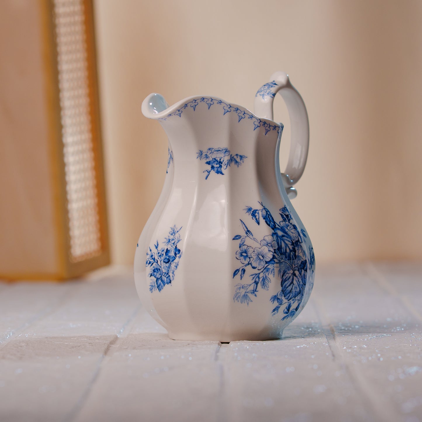 THD413 VASE/JUG