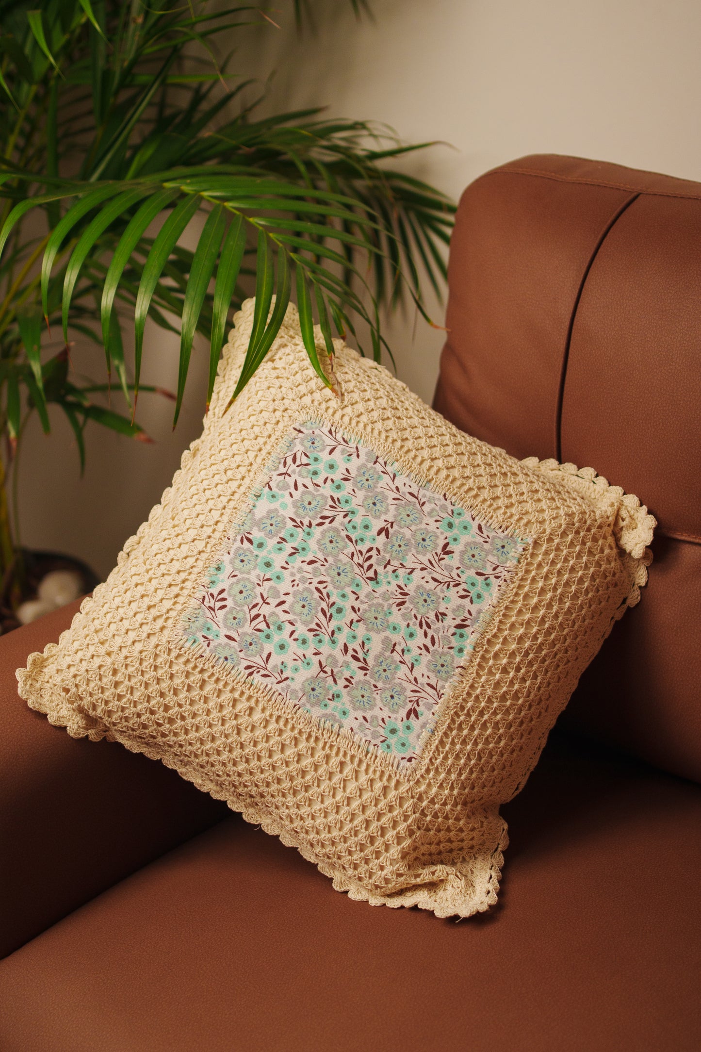 16" CROCHET PRINTED CUSHION COVER