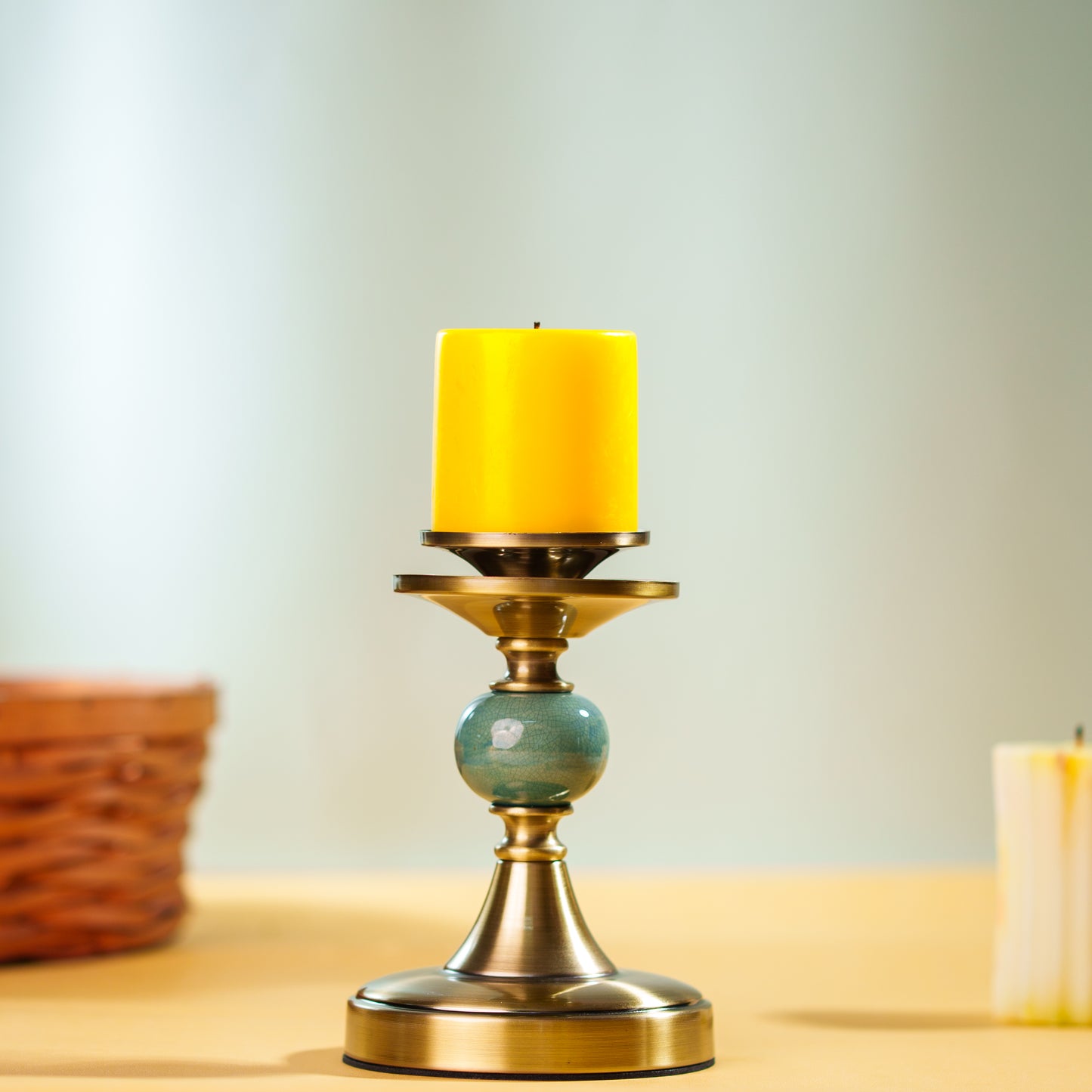 THD365 CANDLE HOLDER