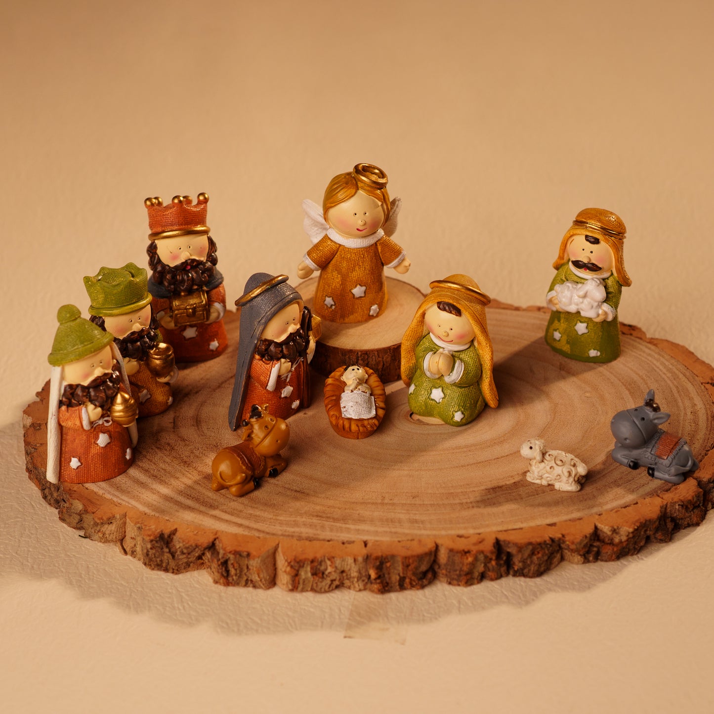 THD424 COLOR CRIB SET WITH ROUND WOODEN LOG