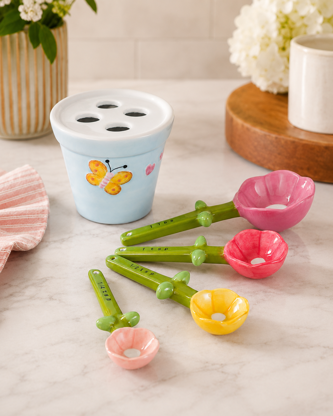TT -124 Ceramic Flower Measuring Spoon Set with Holder