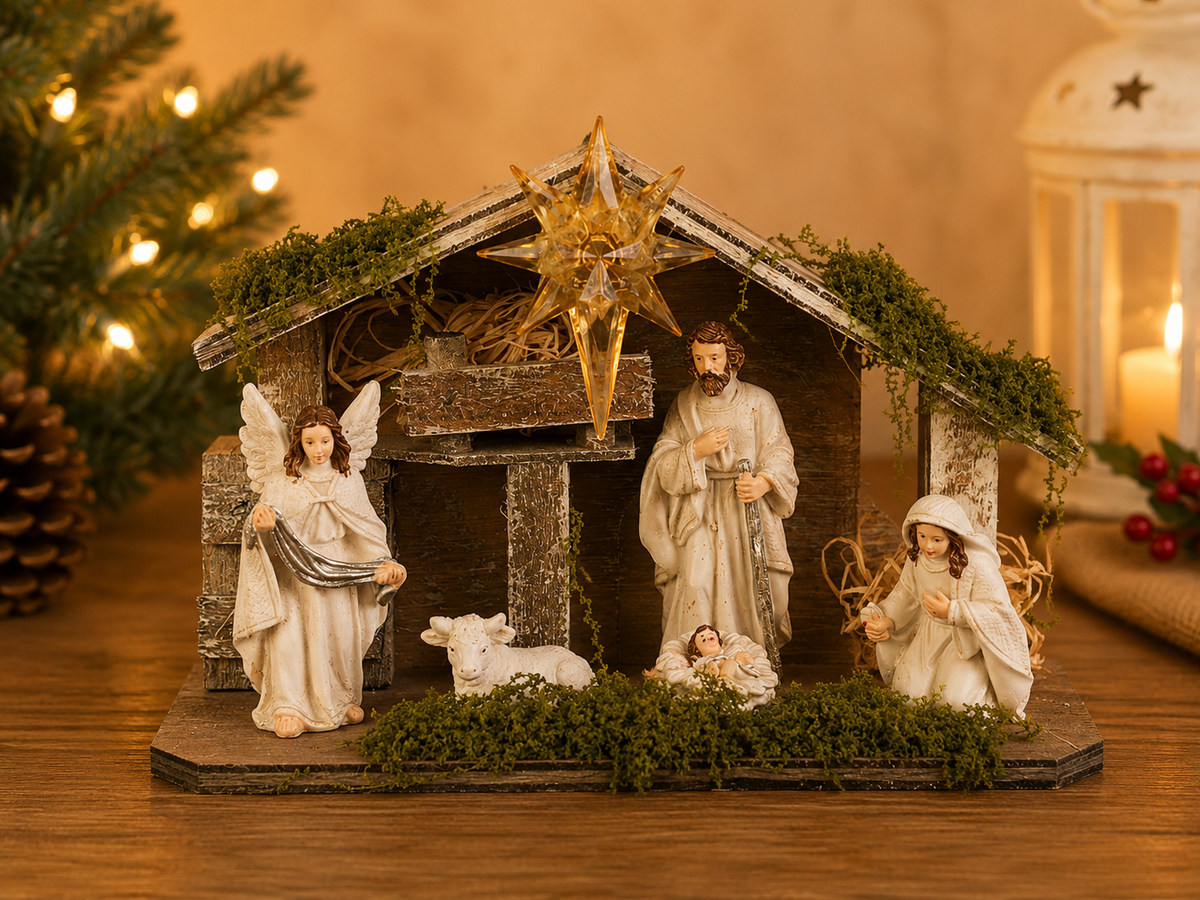 THD722 Rustic Nativity Scene with Light