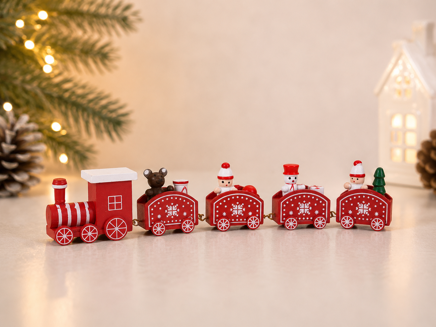 THD739 Red & White Wooden Christmas Train