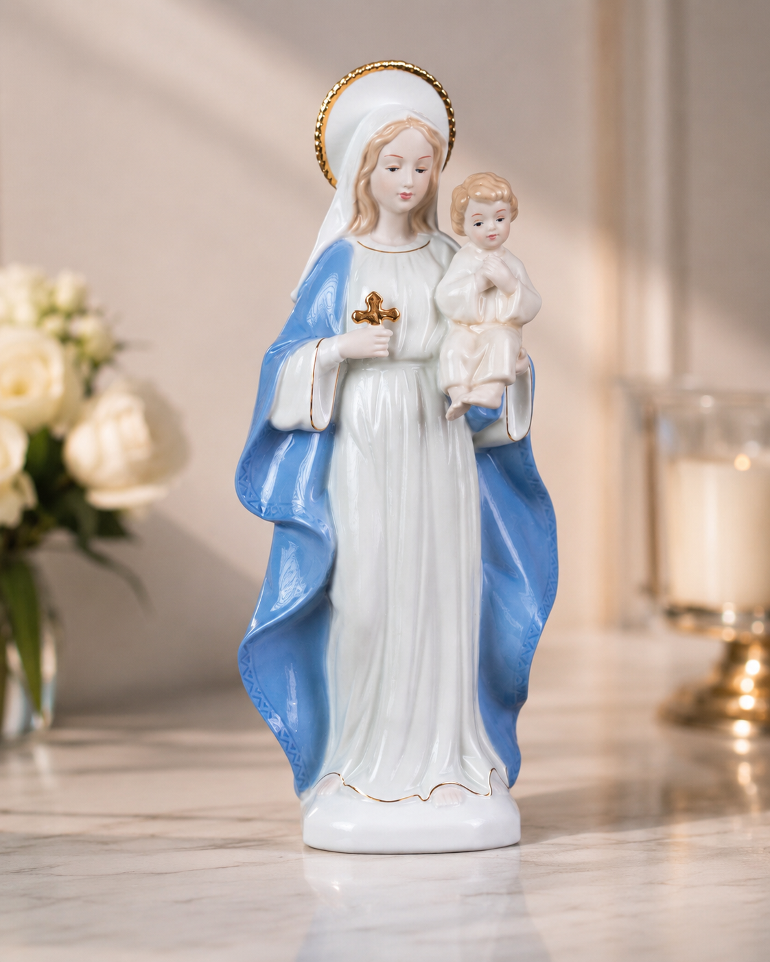 THD847 Mother Mary & Baby Jesus Figurine with Golden Halo