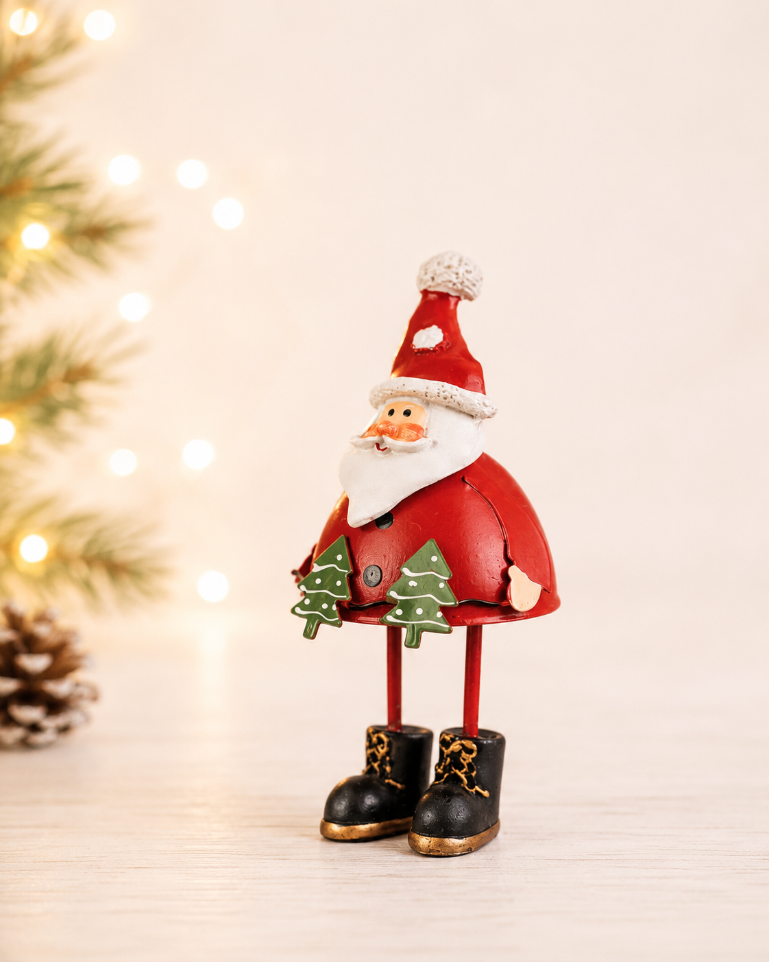 THD989 Metal Santa Claus Christmas Figurine with Christmas Trees