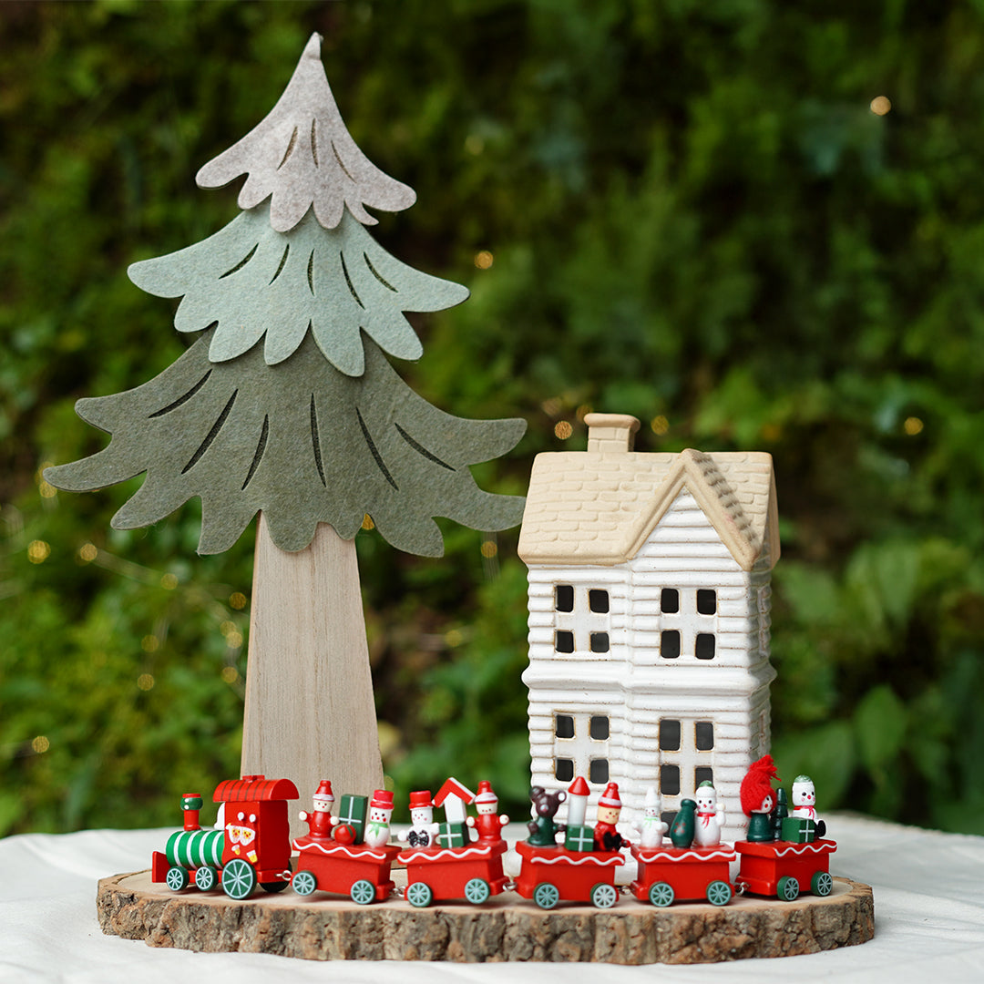 THD510 Christmas Train Village Display Set