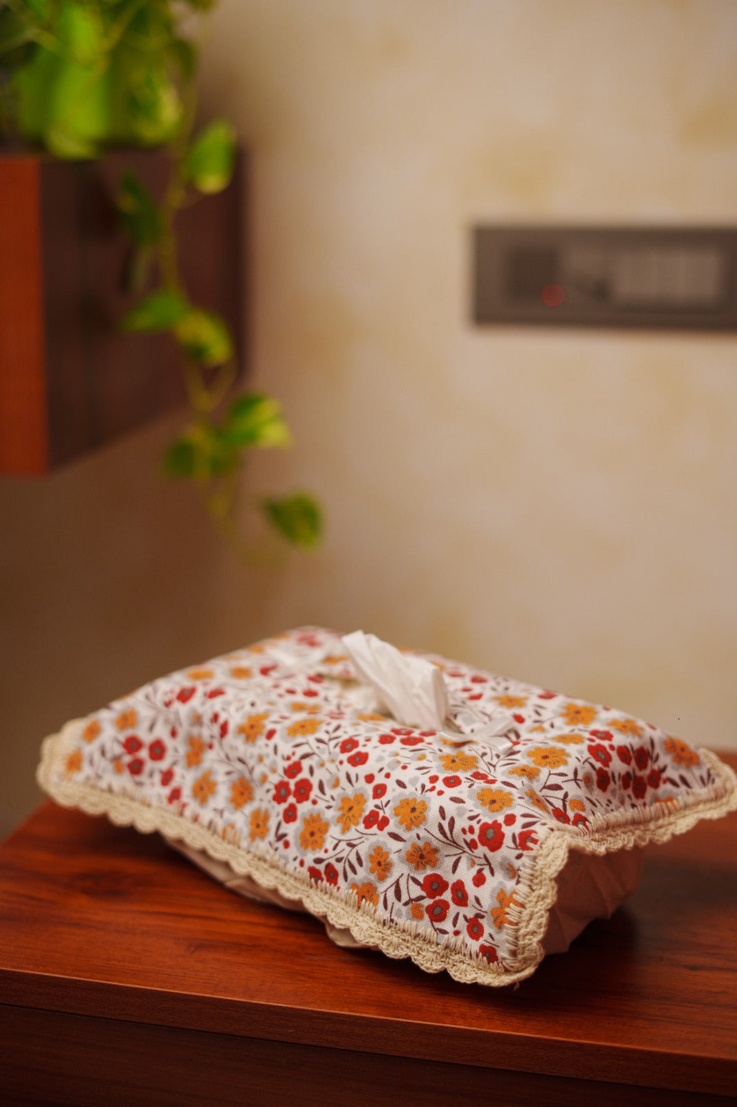 CROCHET PRINTED TISSUE BOX COVER