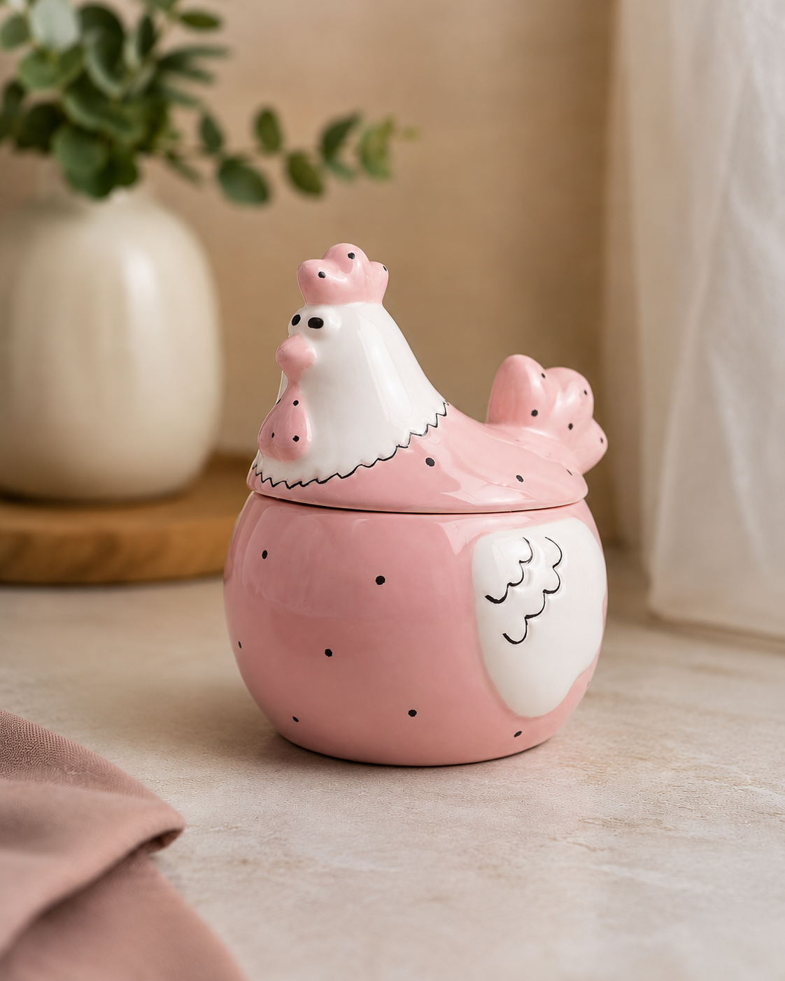 TT-217 Ceramic Hen Storage Jar with Lid