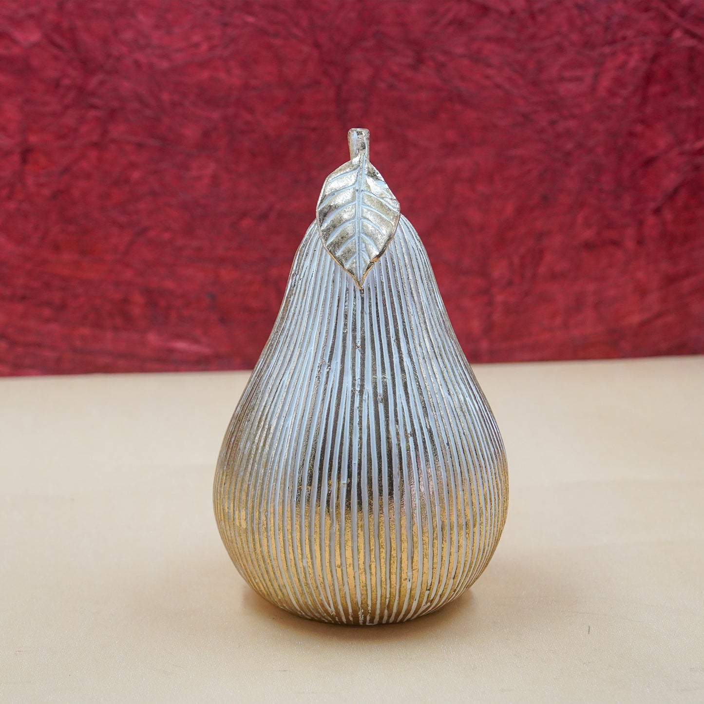 THD084 Decorative Pear Figurine (Matte & Gold Finish Options)