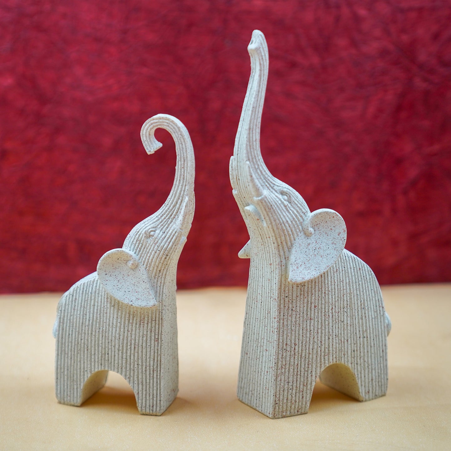 THD083 Textured Elephant Figurine Set (Set of 2)