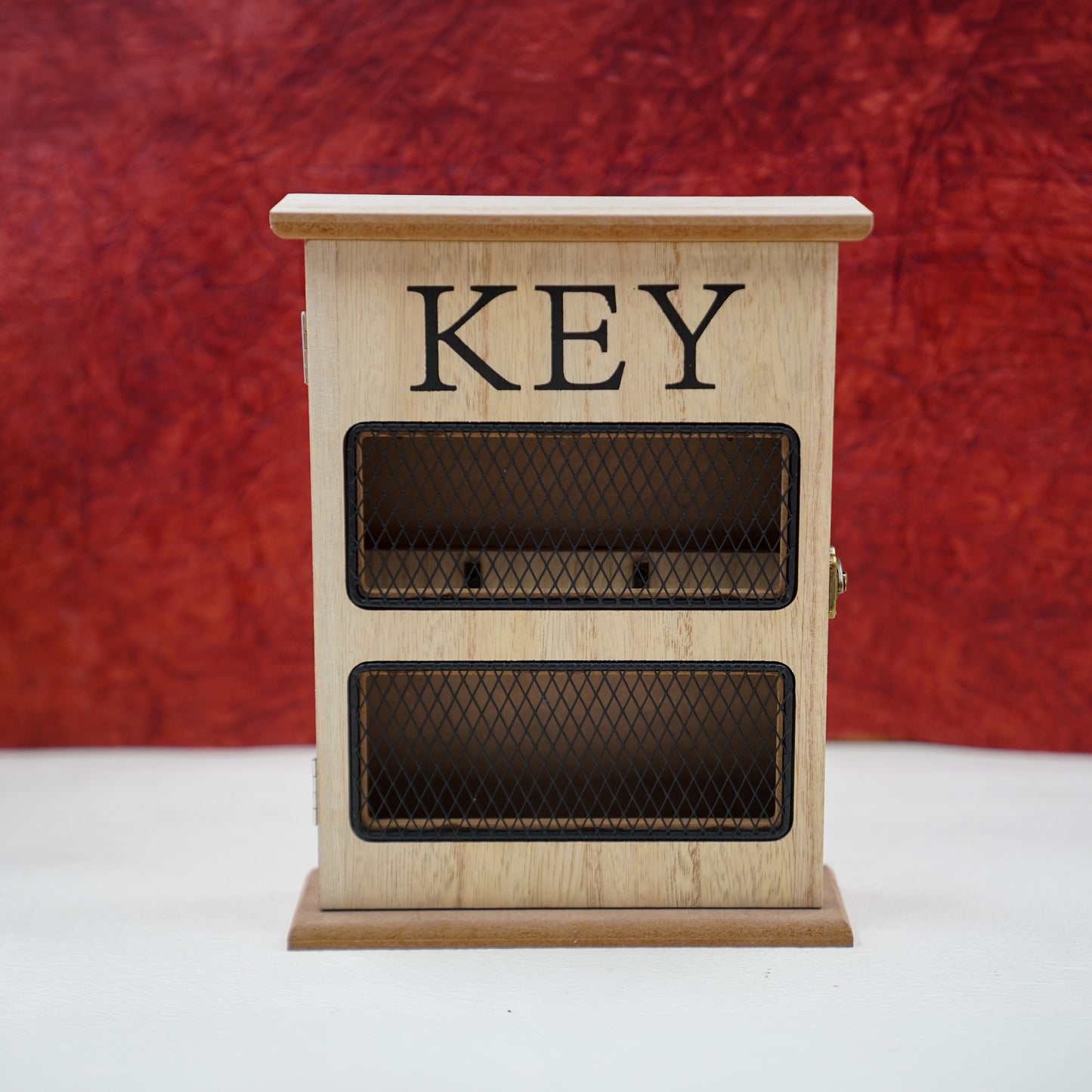 THD089 Wooden Key Holder Box with Door – Tabletop Organizer (5 Hooks)