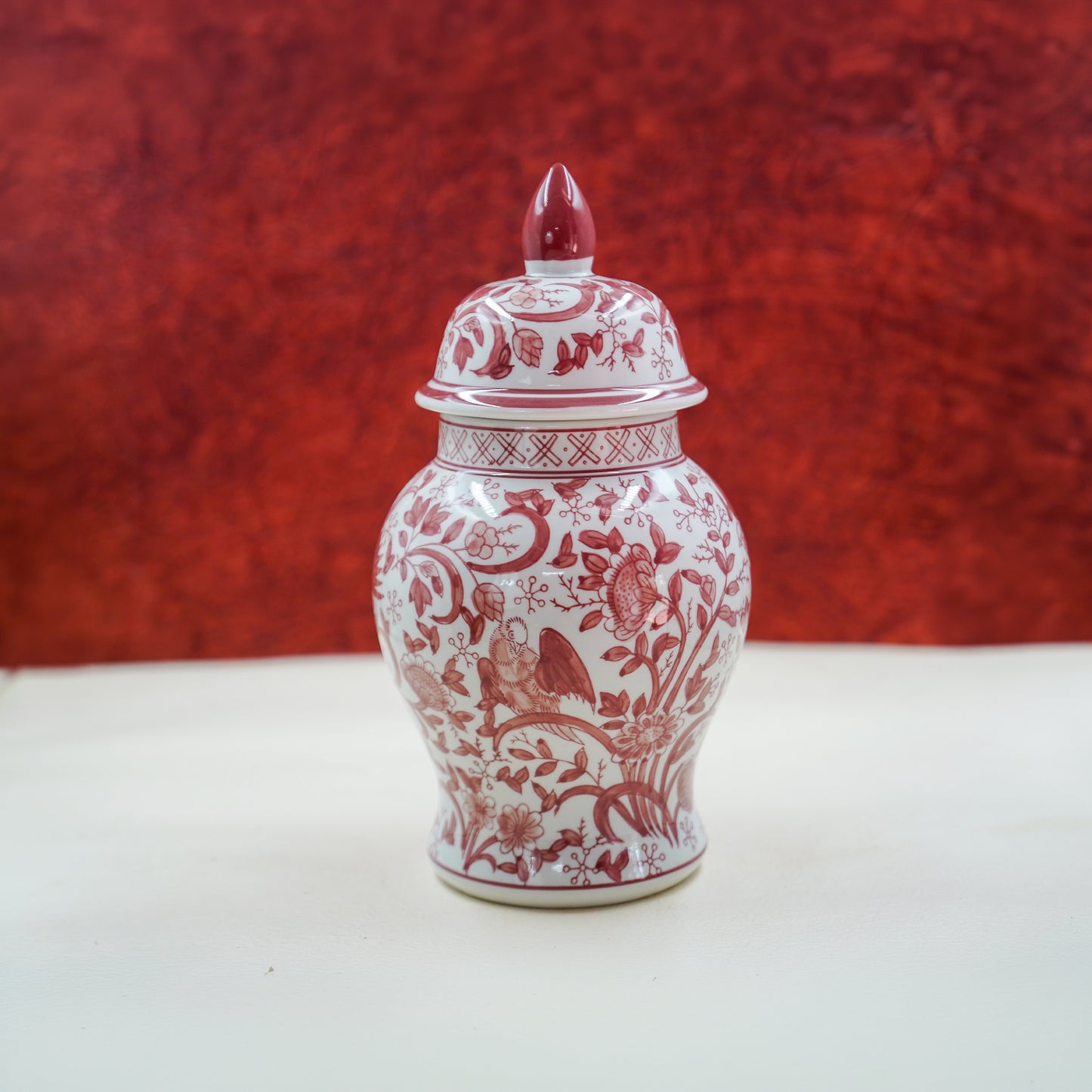 THD070 Red Floral Ceramic Ginger Jar with Lid