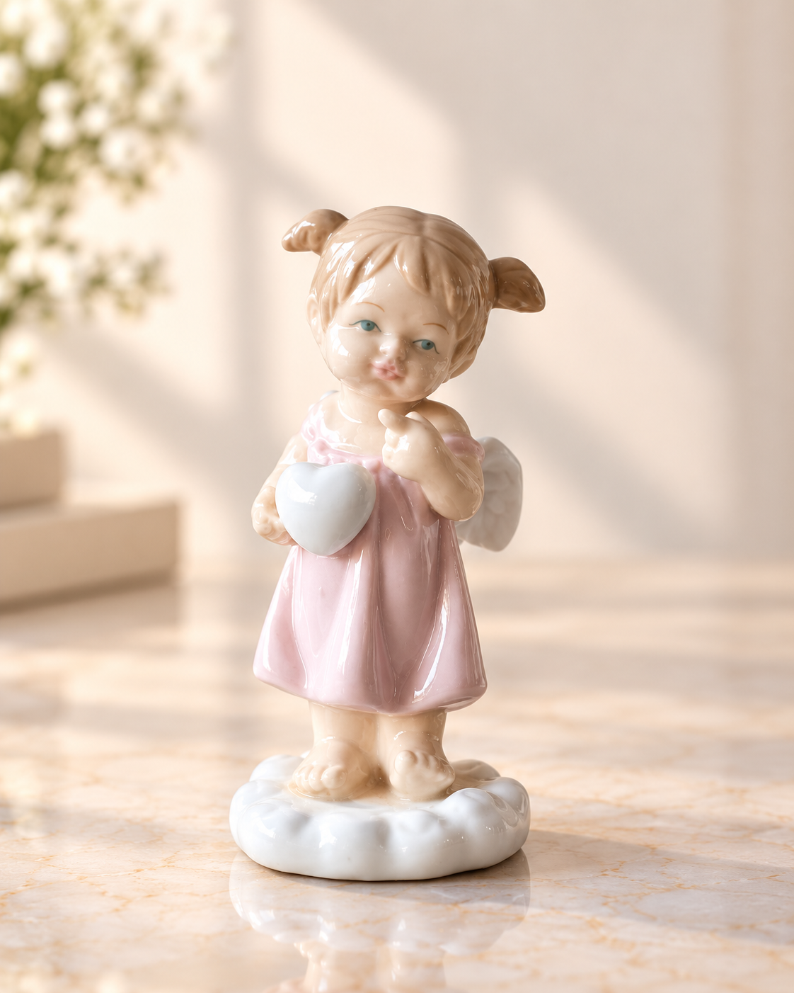 THD100 Cute Angel Figurine with Heart