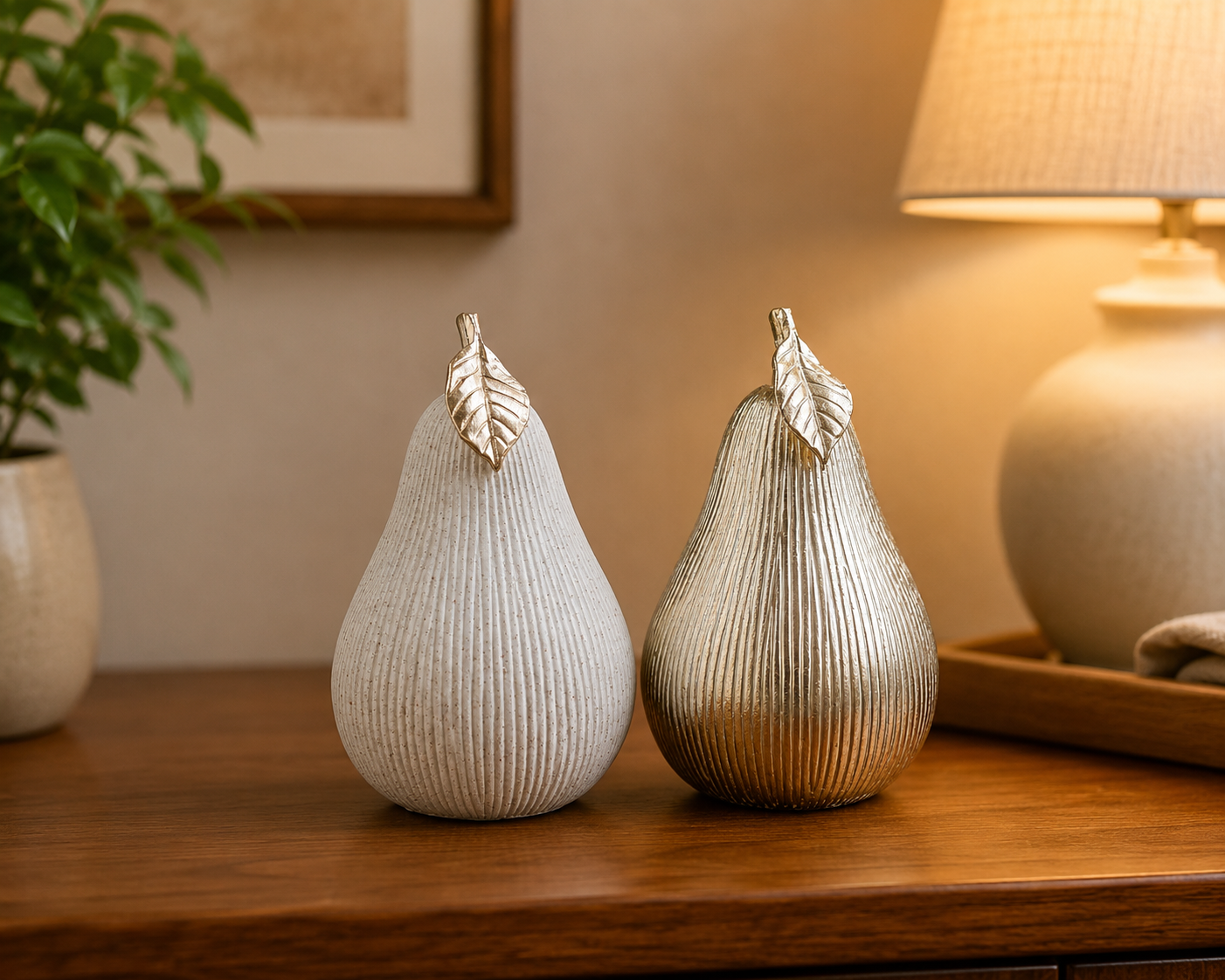 THD084 Decorative Pear Figurine (Matte & Gold Finish Options)