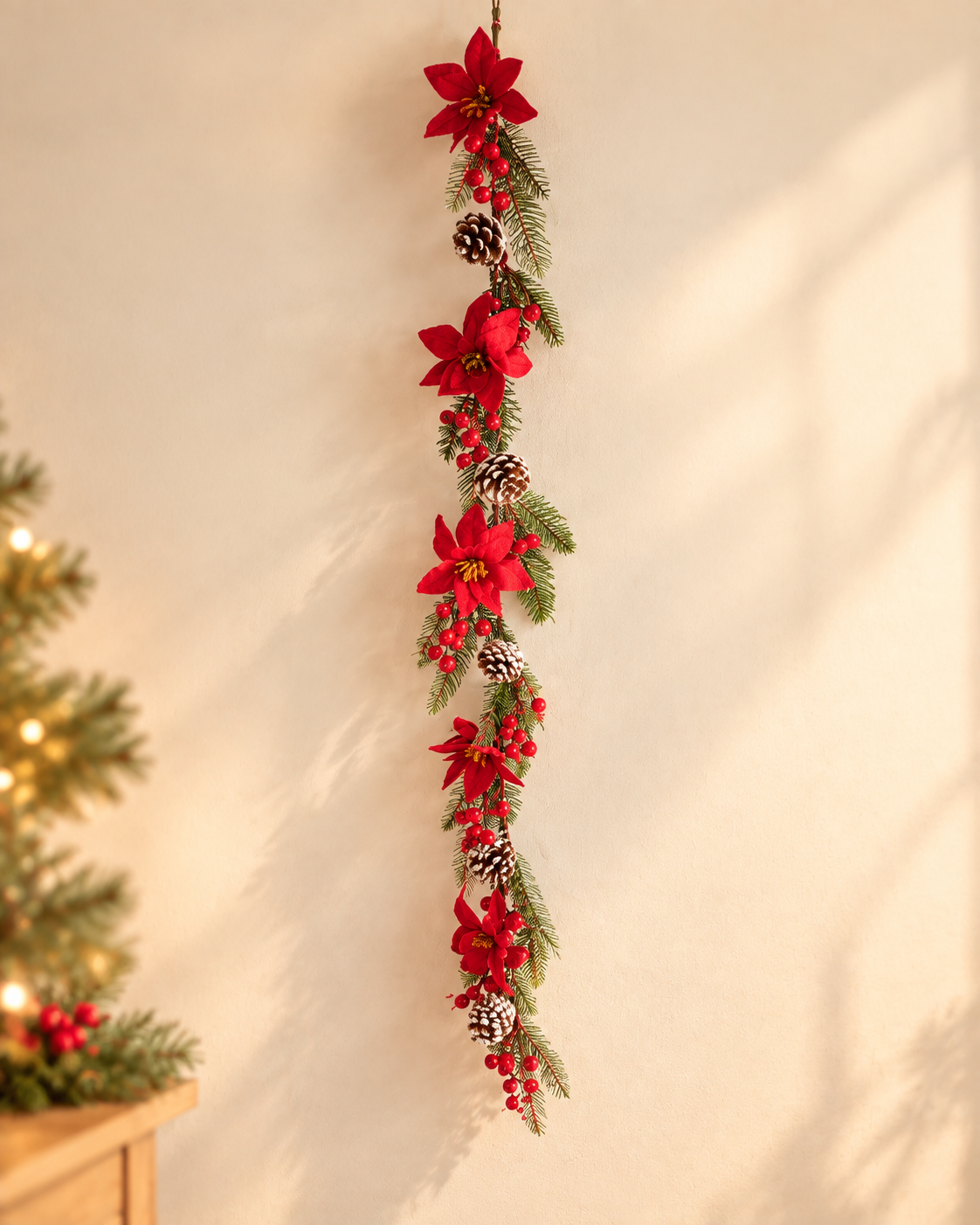 THD973 Christmas Poinsettia Garland