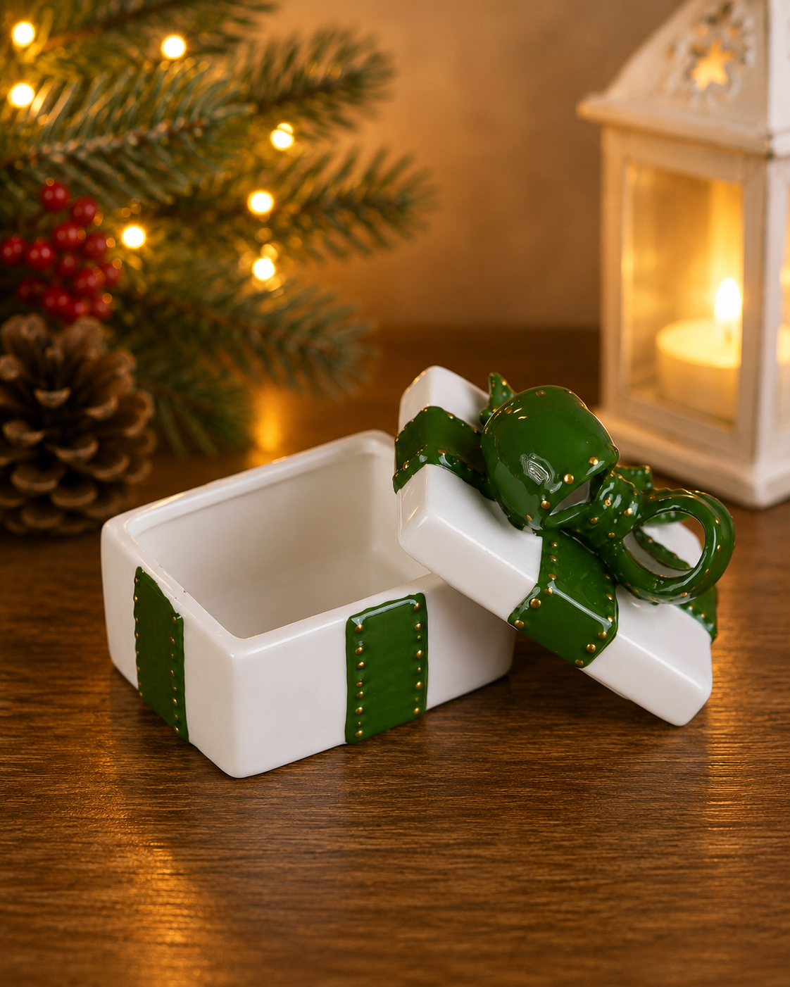 THD776 Green Ribbon Gift Box