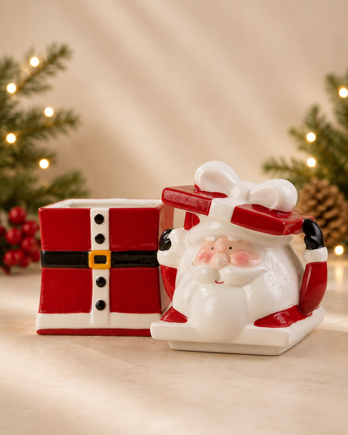 THD1041 Santa Gift Box Canister