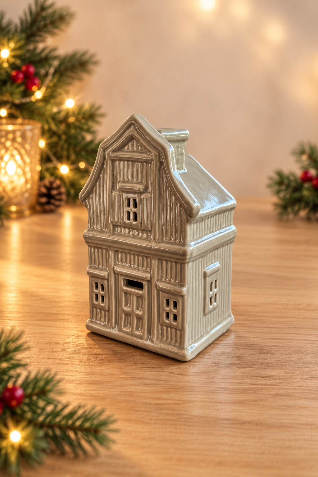 THD 574 Light-Up Ceramic Decorative Houses