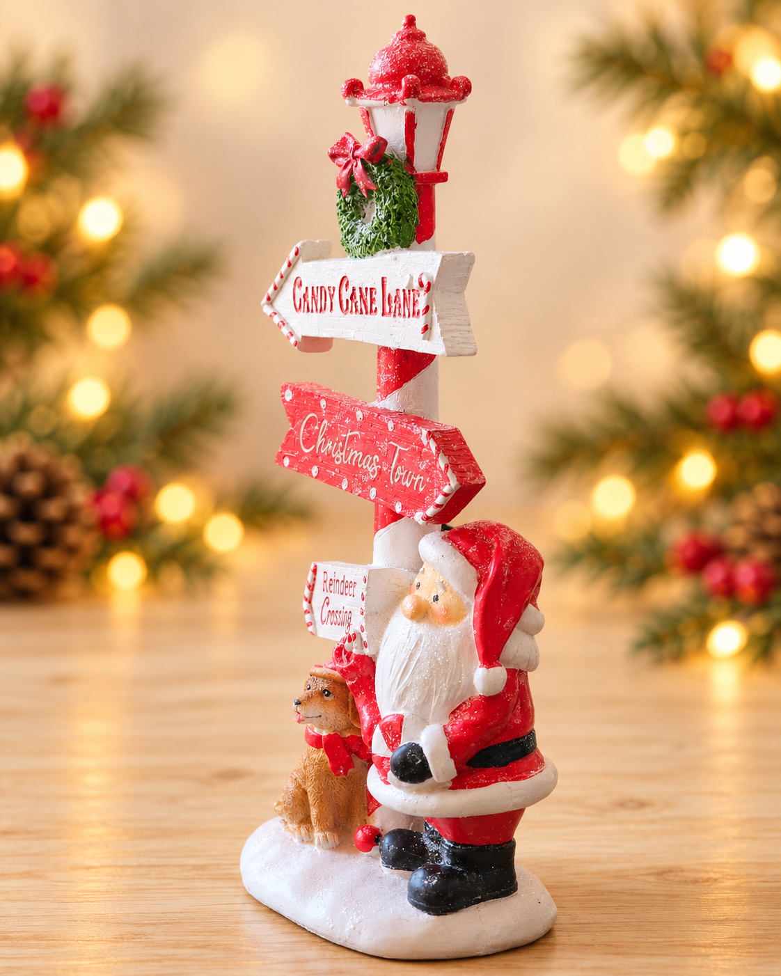 THD931 Santa Christmas Signpost Figurine