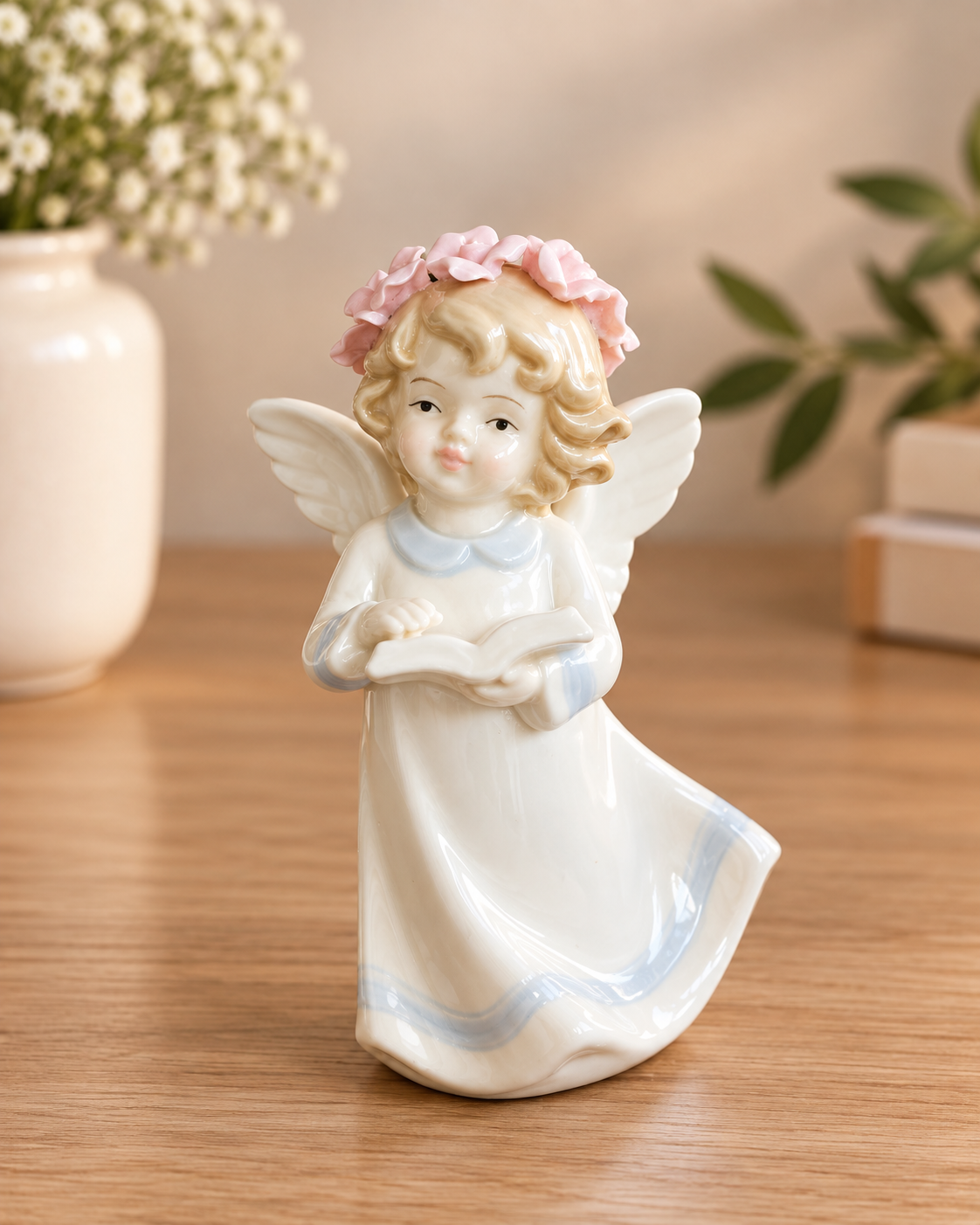 TT149 Porcelain Angel Figurine