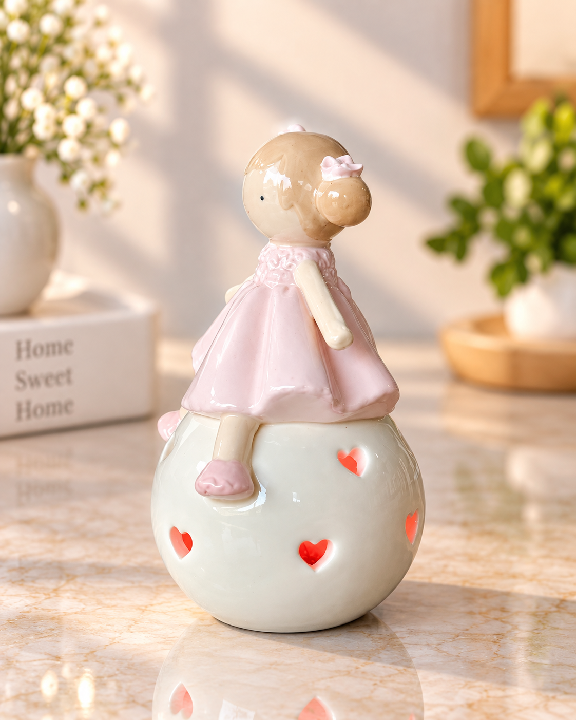 THD100  Adorable Light-Up Girl Figurine