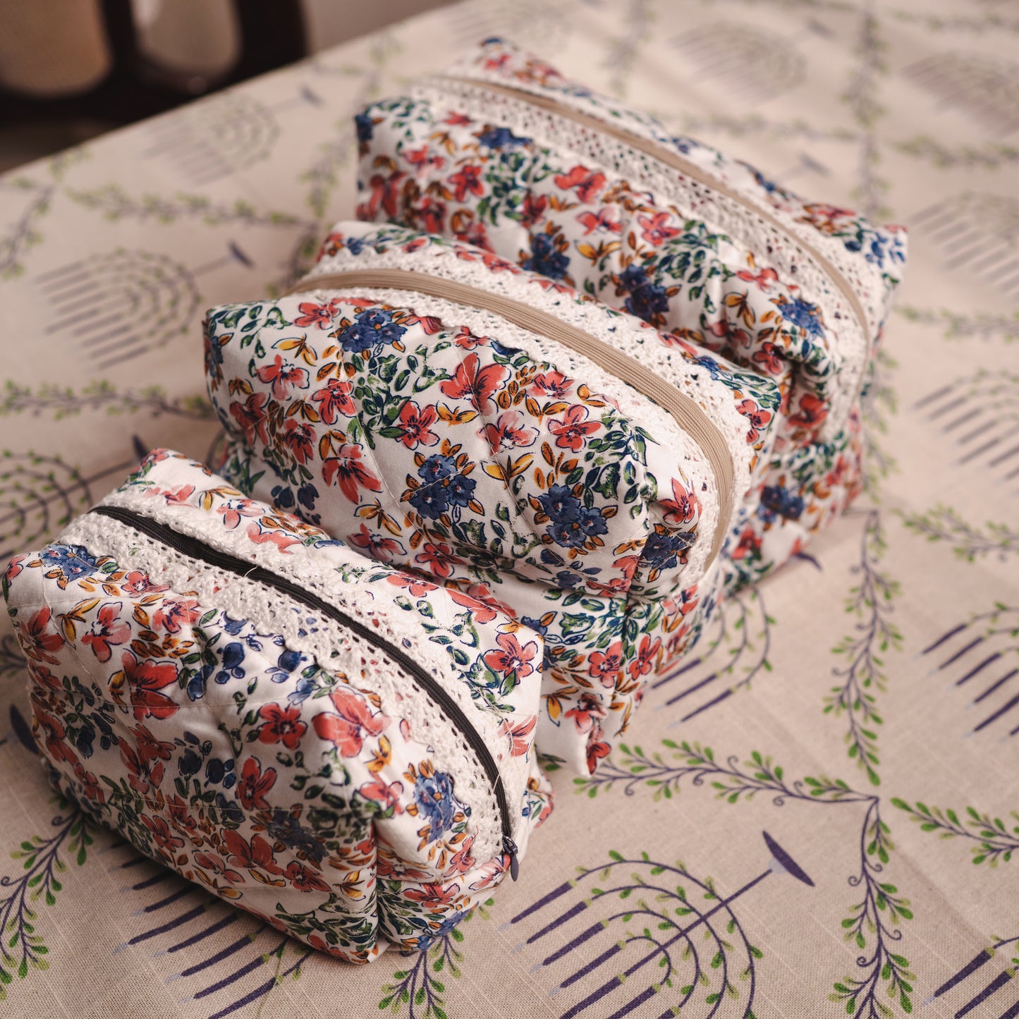 ORGANIZER POUCHES