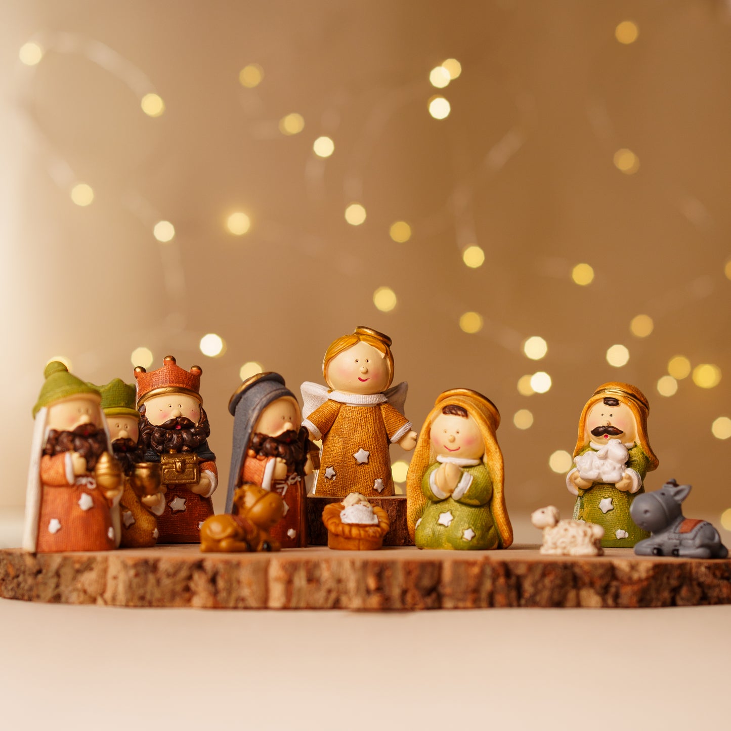 THD424 COLOR CRIB SET WITH ROUND WOODEN LOG