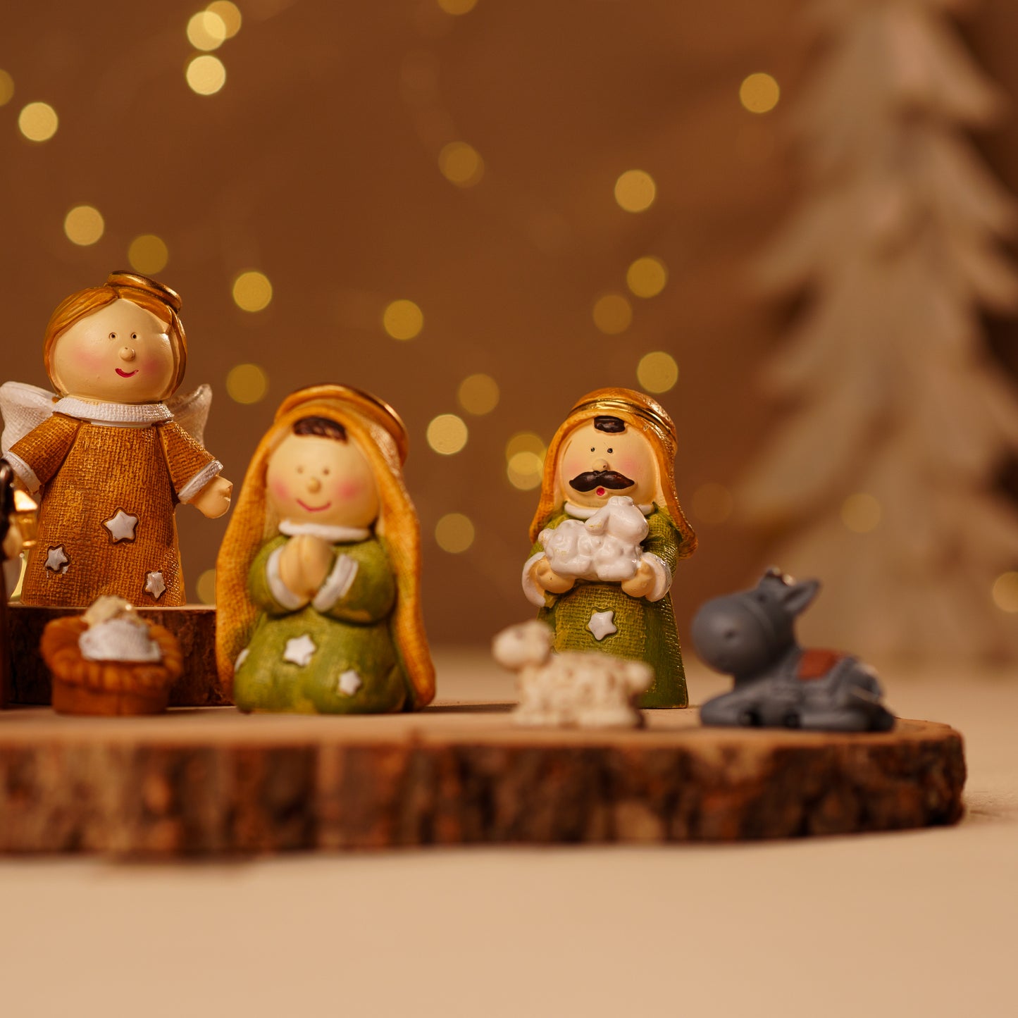 THD424 COLOR CRIB SET WITH ROUND WOODEN LOG