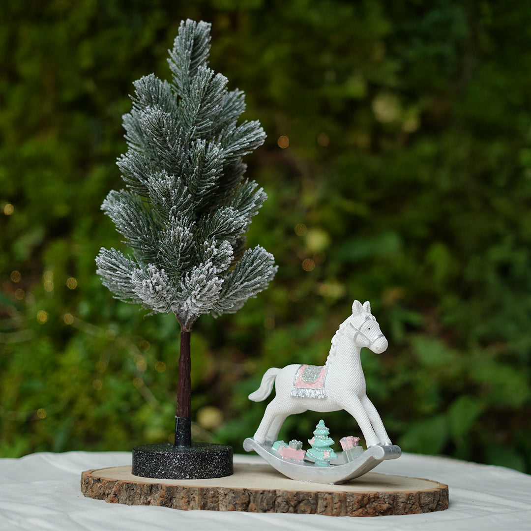 THD503 Frosted Pine & Rocking Horse Display