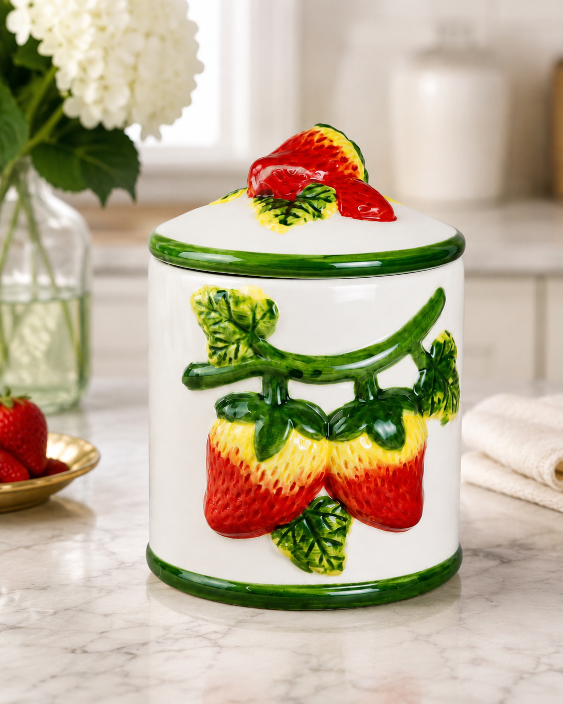 DD-46 Ceramic Strawberry Storage Jar with Lid