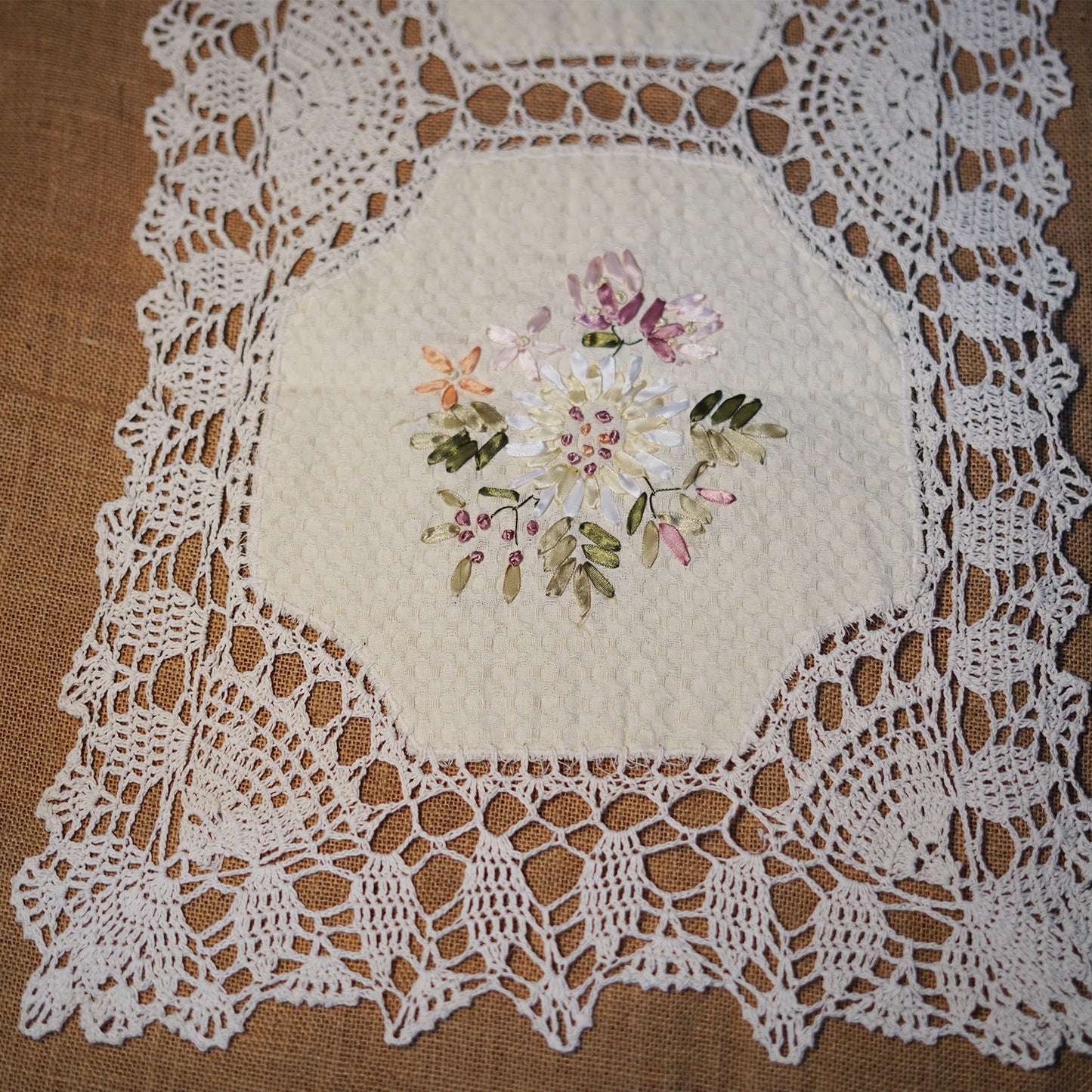 EMBROIDERED TABLE RUNNER WITH CROCHET LACE EDGE
