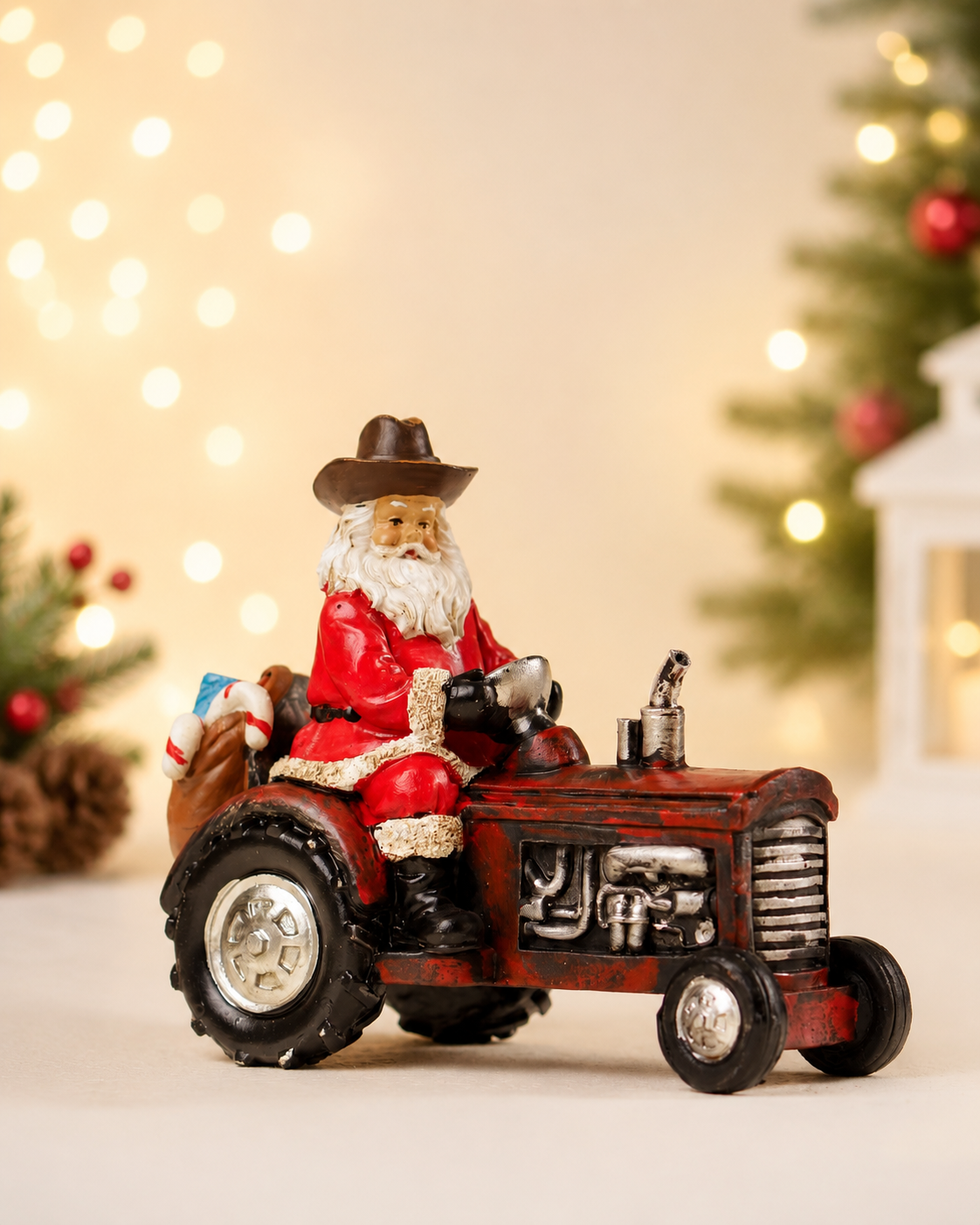 THD272 Santa Claus Tractor Christmas Decor