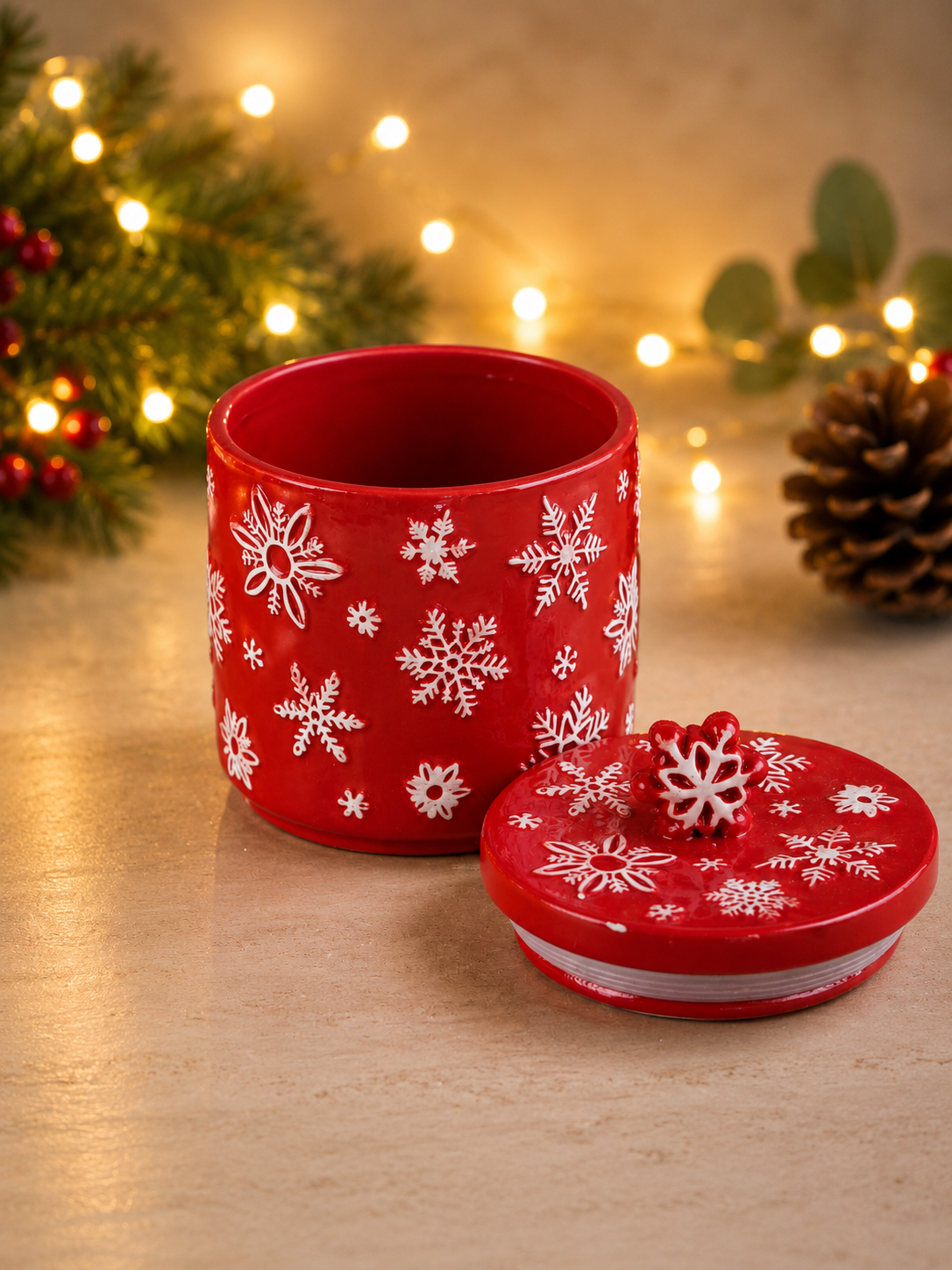 THD1013 Red Snowflake Christmas Canister