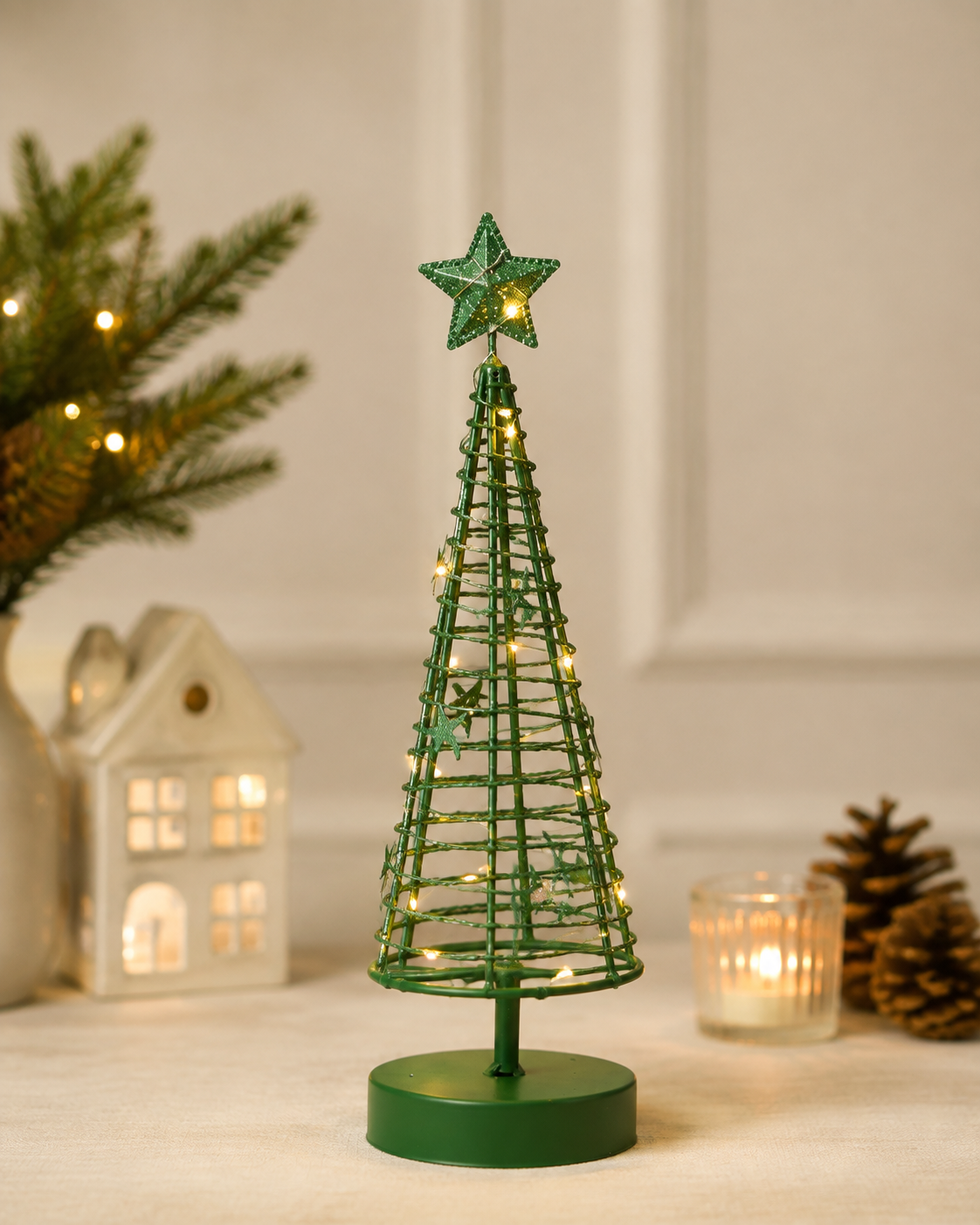 THD199 Lighted Metal Christmas Tree Décor
