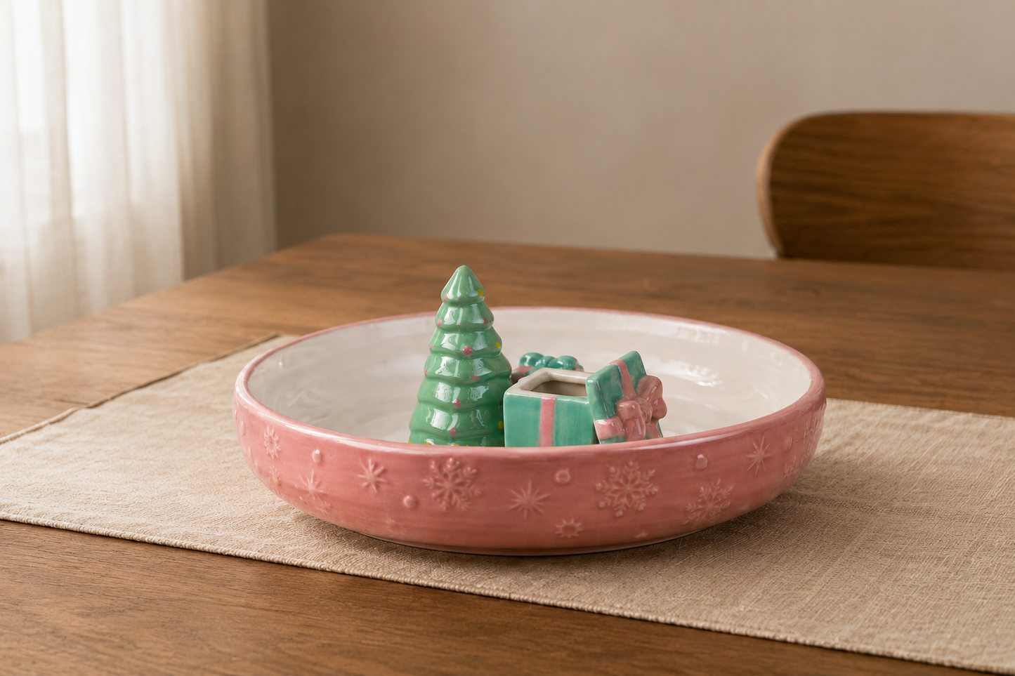 THD507 Pastel Christmas Ceramic Serving Bowl with Holiday Tree & Gift Details