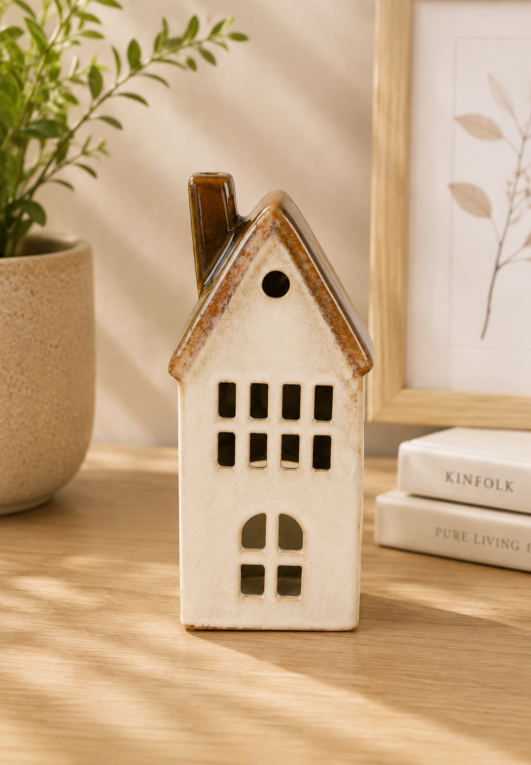 THD509 Ceramic Glossy House Tea Light Holder