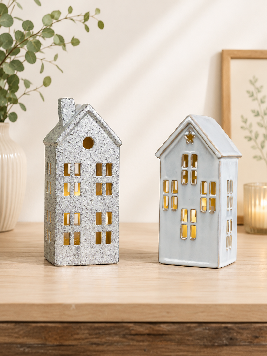 THD525 Ceramic Christmas House Lanterns with Light – Silver & Glossy White