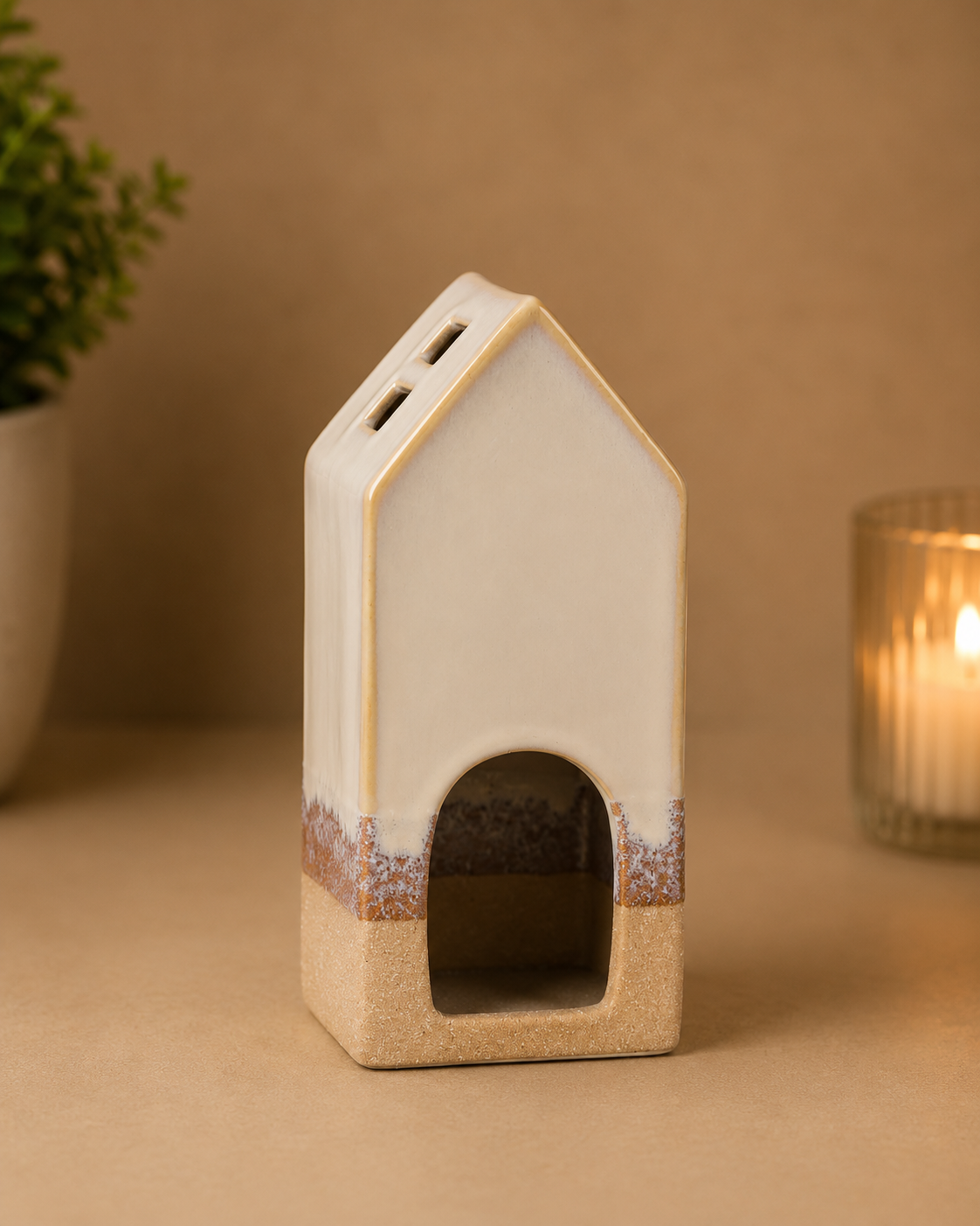 THD556 Ceramic T-Light House