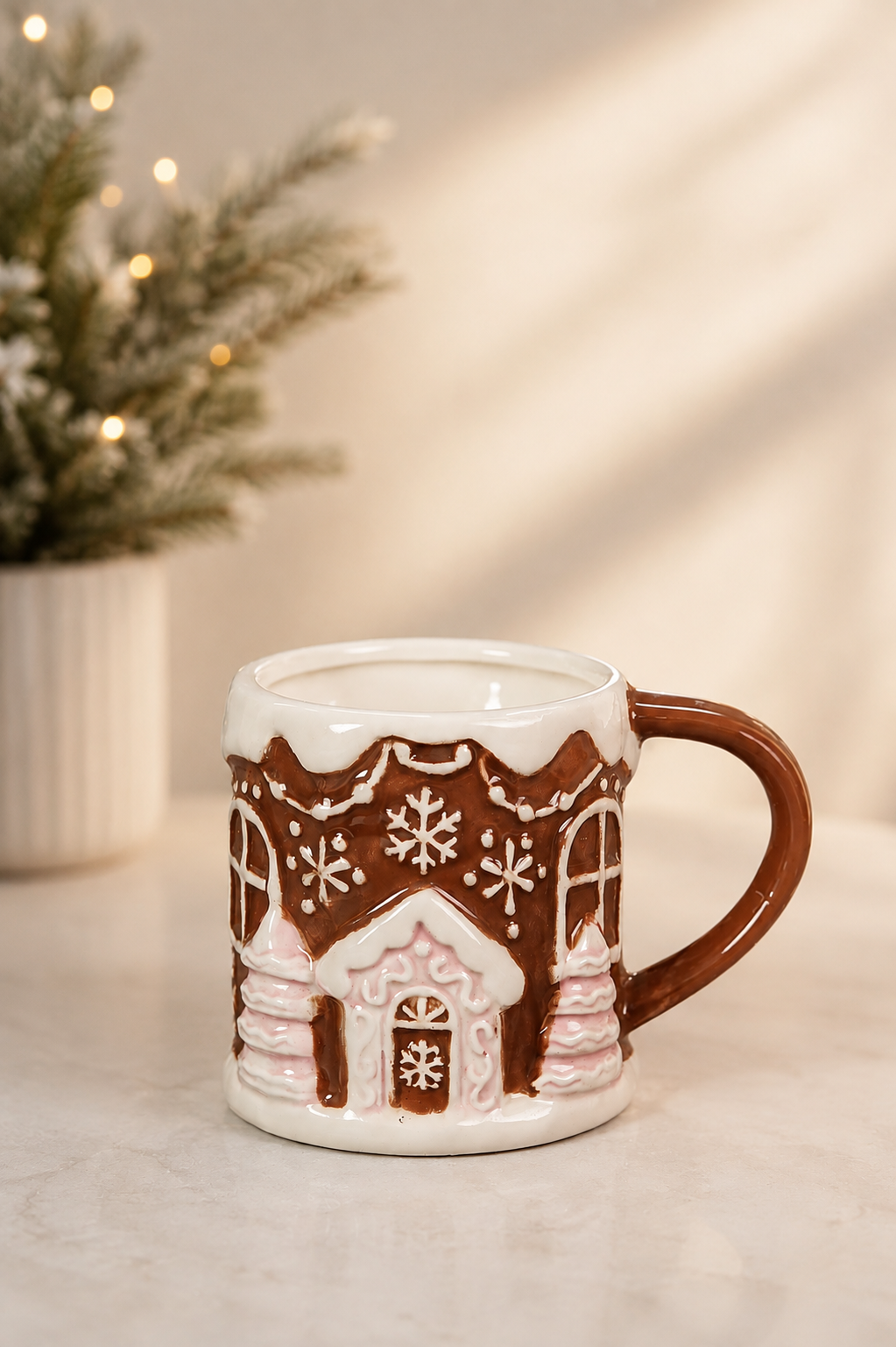 THD600 Gingerbread Christmas Mug