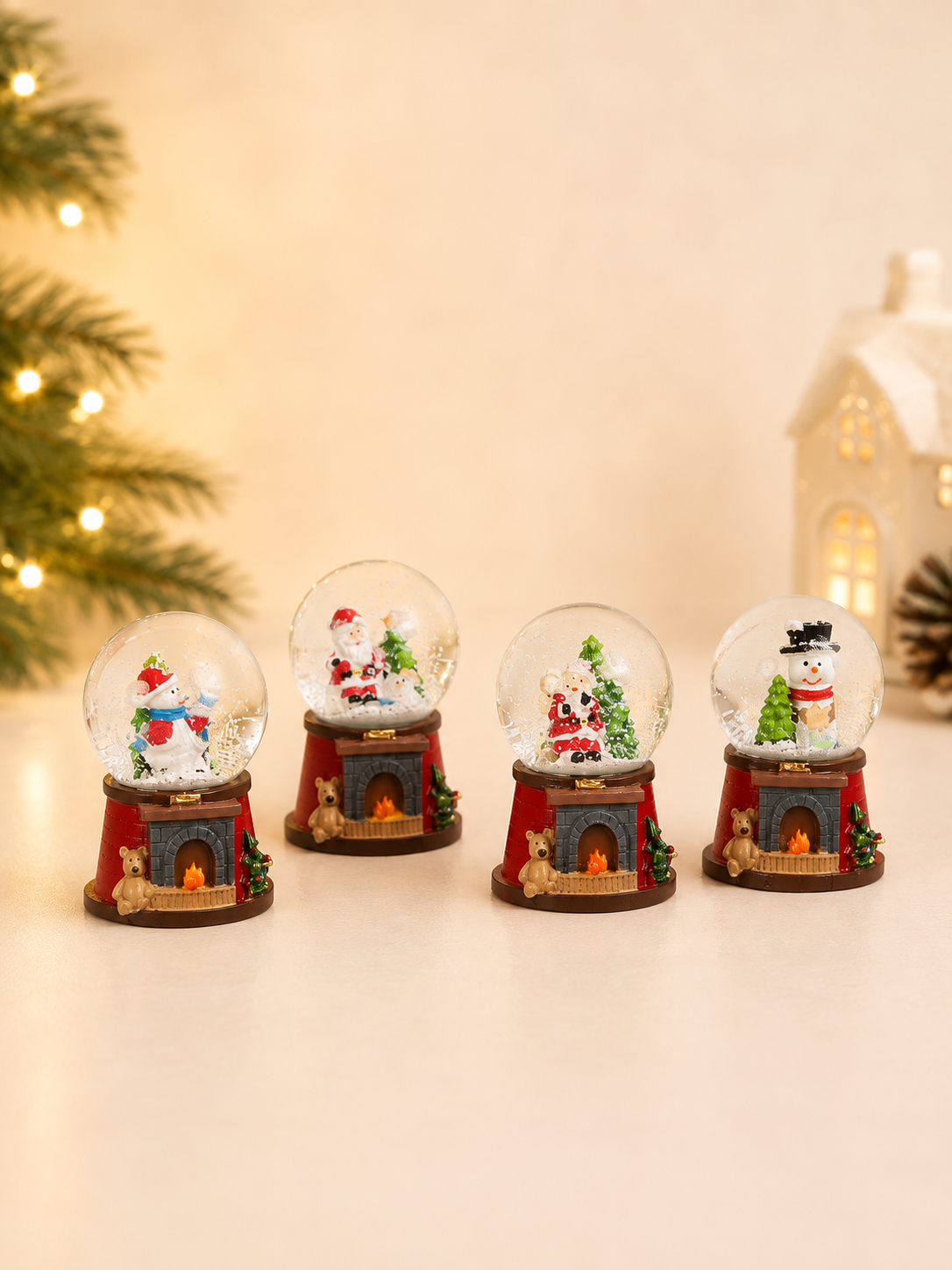 THD677 Light-Up Christmas Snow Globe