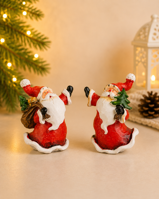 THD741 Jolly Santa Figurines