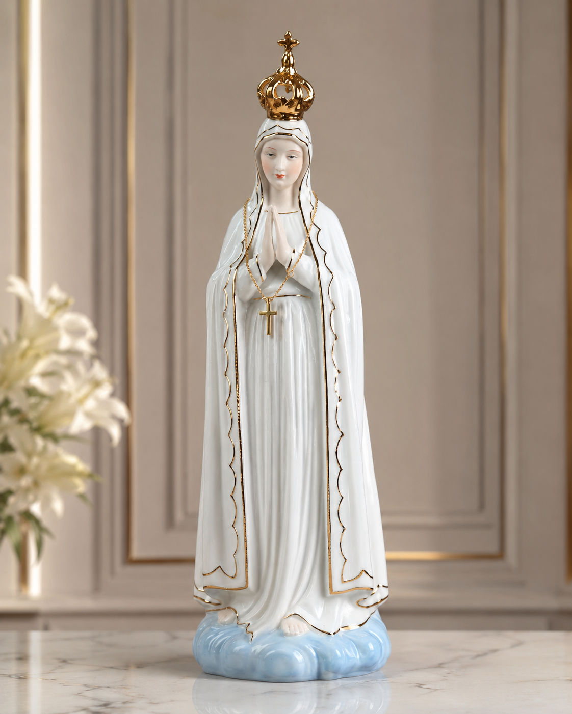 THD848 Praying Virgin Mary Statue with Golden Crown