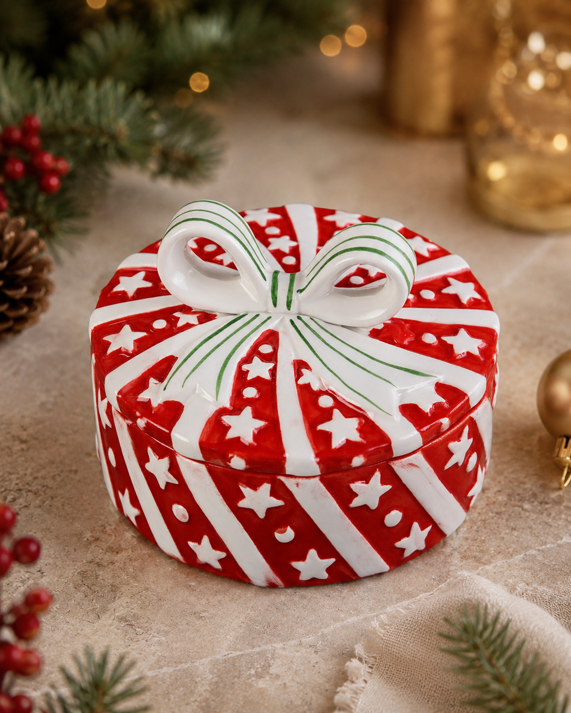 THD878 Christmas Gift Box Container with Bow
