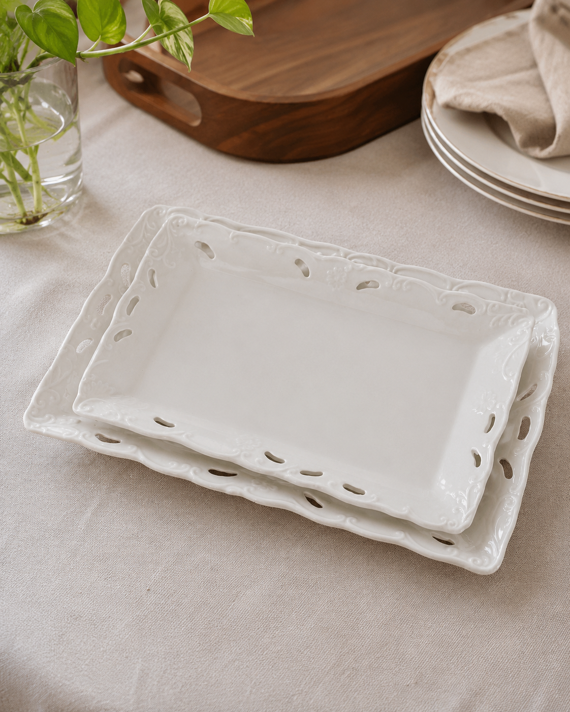 TT - 080 Elegant White Ceramic Serving Tray